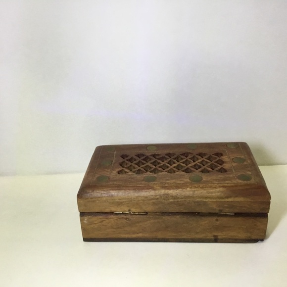 Wooden Decorative Trinket Box - Picture 5 of 10